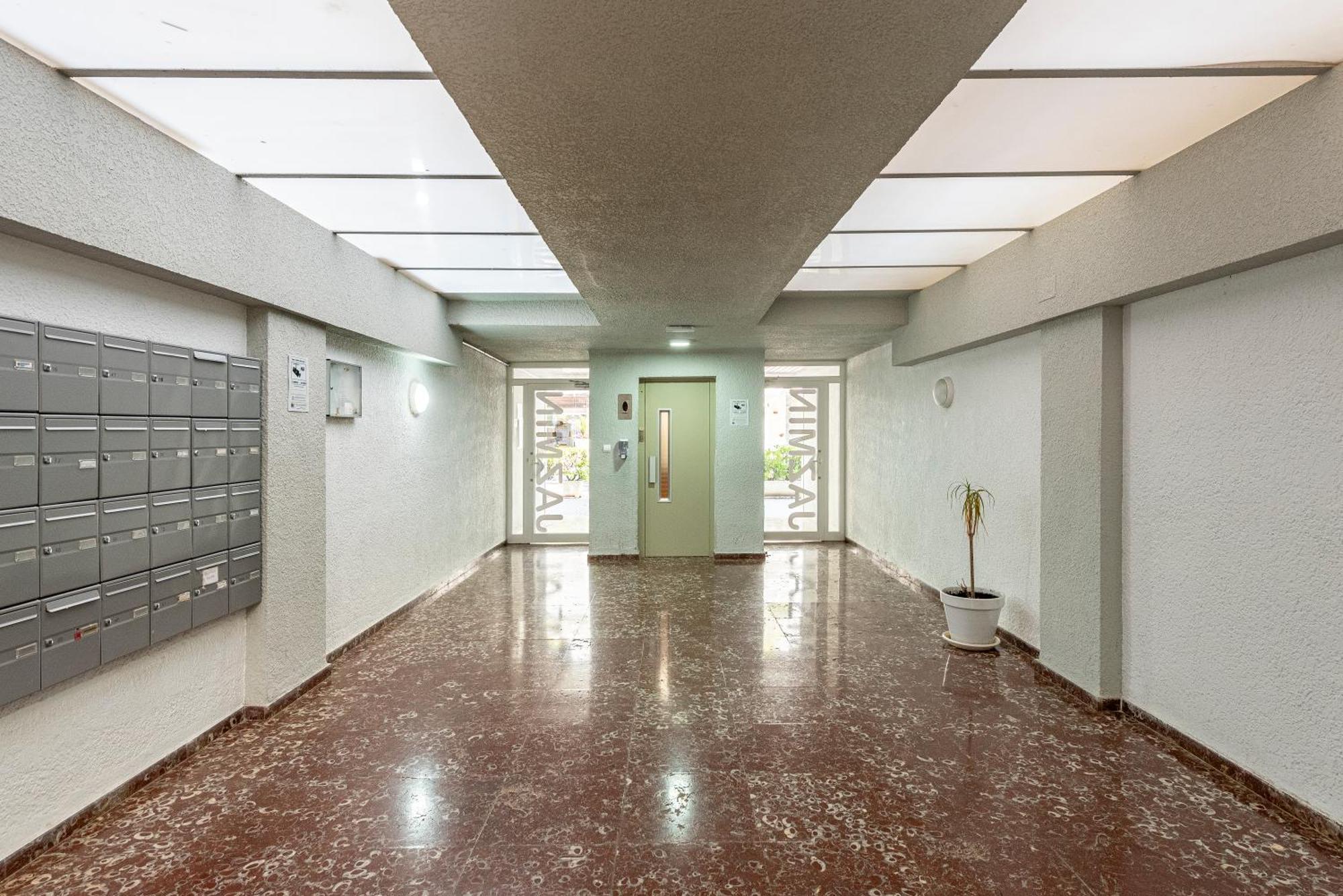 Andavar Salou Esterno foto