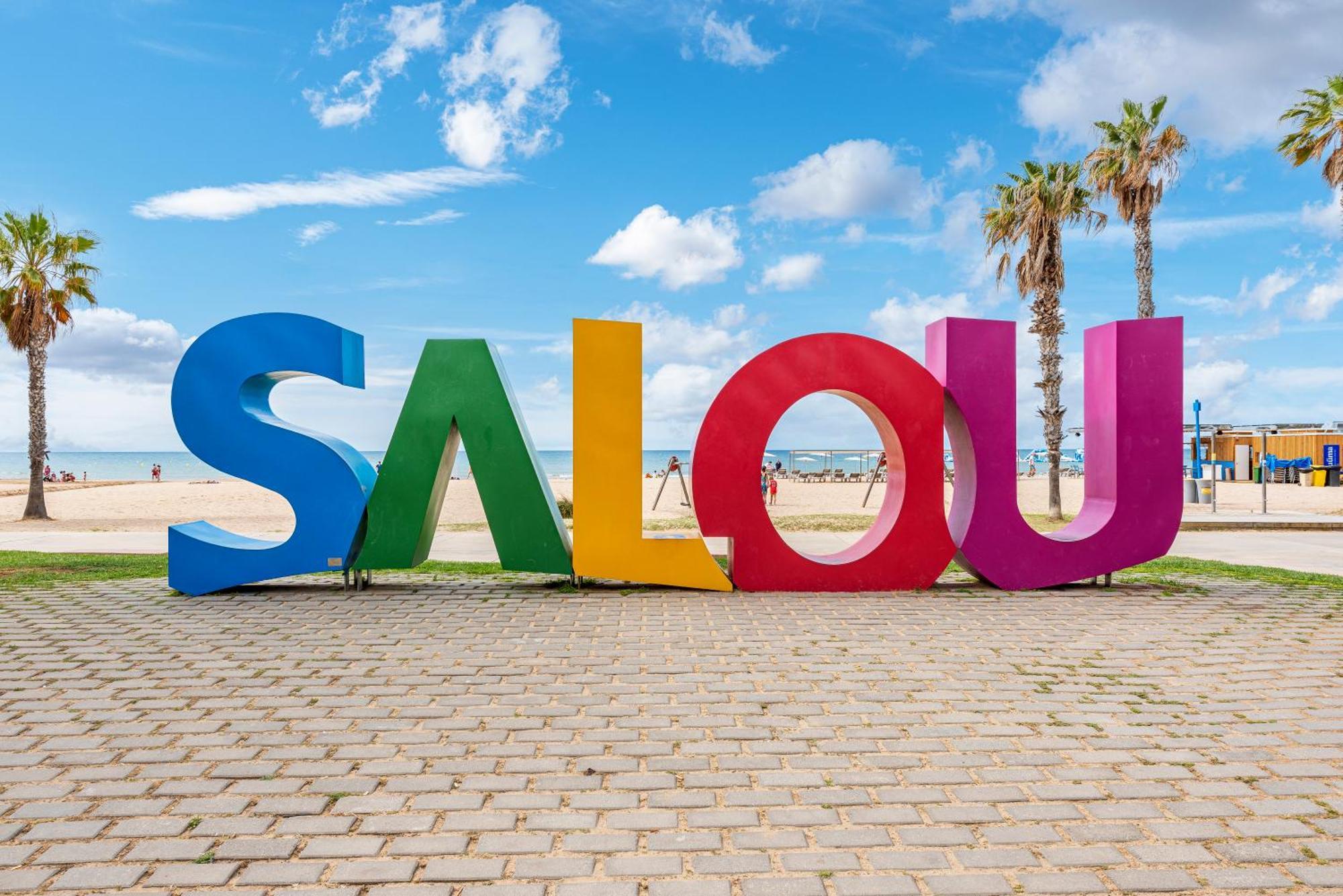 Andavar Salou Esterno foto